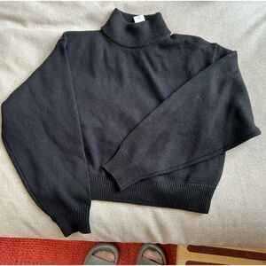 NWT Aritizia Harper Sweater - Black XS